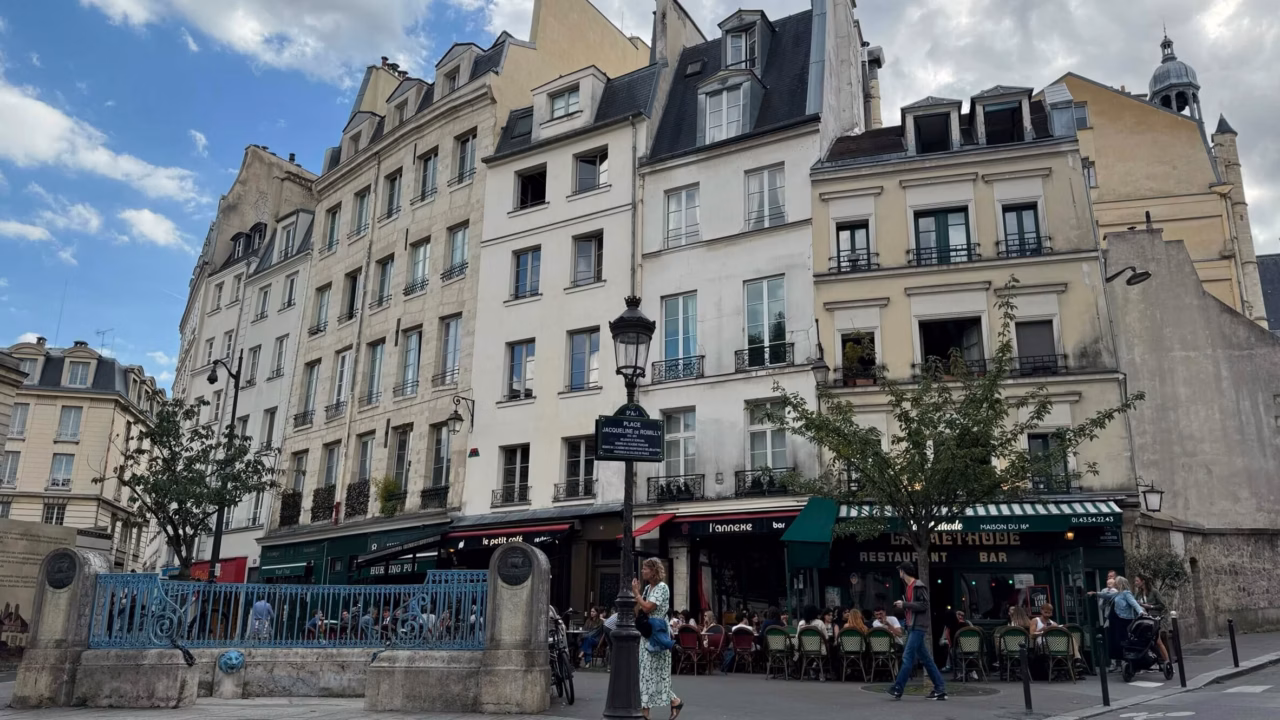 Délices sucrés du 14e arrondissement de Paris : guide des meilleures pâtisseries, boulangeries, cafés, salons de thé et chocolateries
